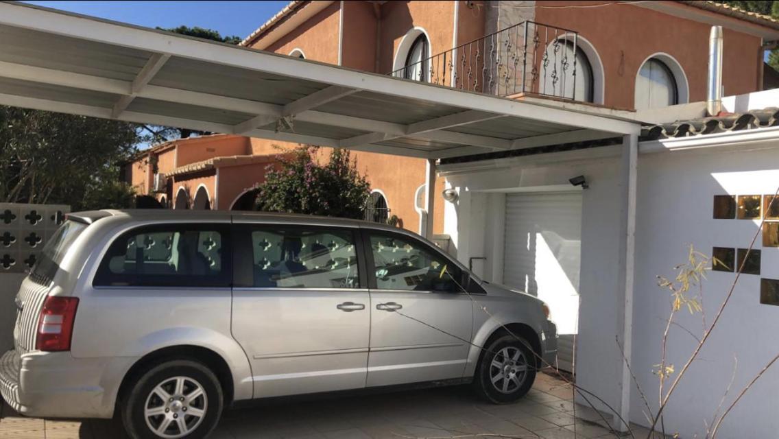 Requesens On Canal Holiday home Empuriabrava